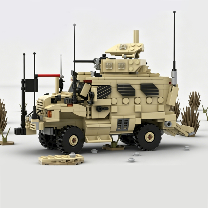 Heavy Equipment Battery - Тяжелая бронированная машина QWERT: Модель MOC,